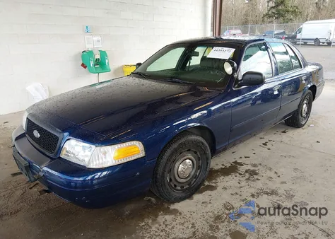 2004 Ford Crown Victoria Police z USA, uszkodzony, nr VIN 2FAHP71W24X145130
